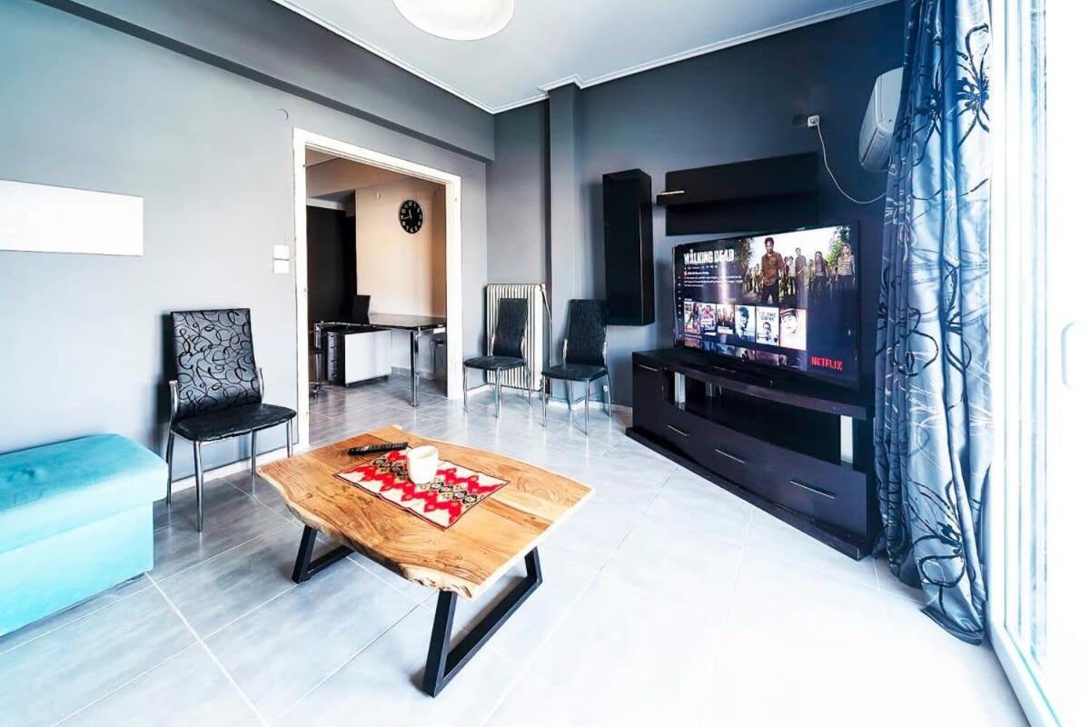 Topfloor Central Apt With Urban Views,3' To Metro เอเธนส์ ภายนอก รูปภาพ