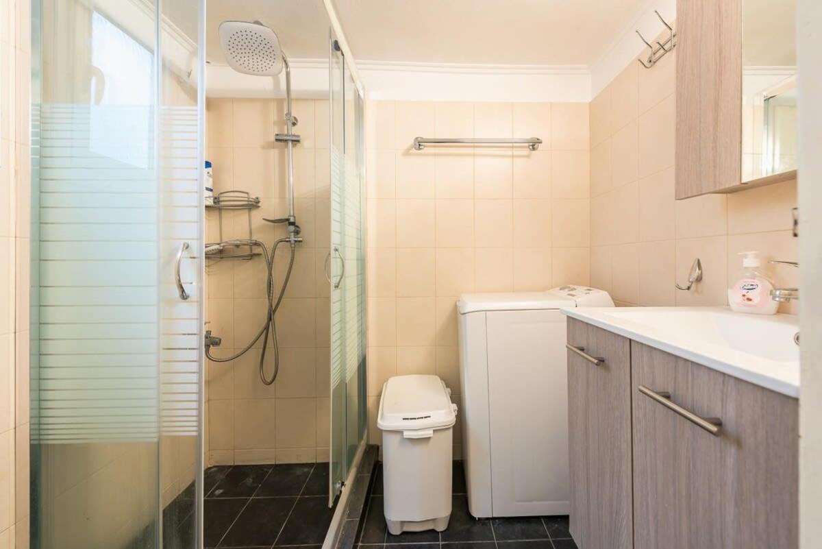 Topfloor Central Apt With Urban Views,3' To Metro เอเธนส์ ภายนอก รูปภาพ