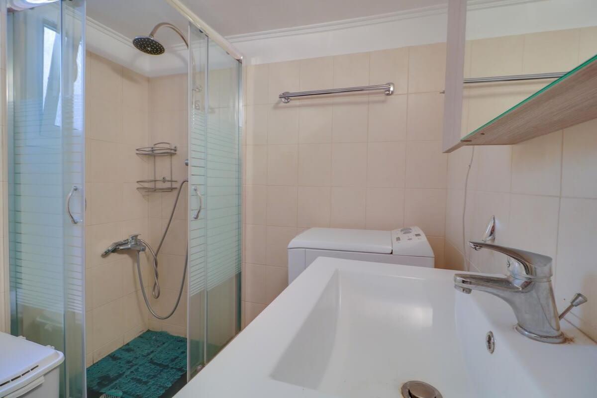 Topfloor Central Apt With Urban Views,3' To Metro เอเธนส์ ภายนอก รูปภาพ