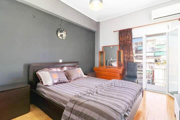 Topfloor Central Apt With Urban Views,3' To Metro เอเธนส์ ภายนอก รูปภาพ