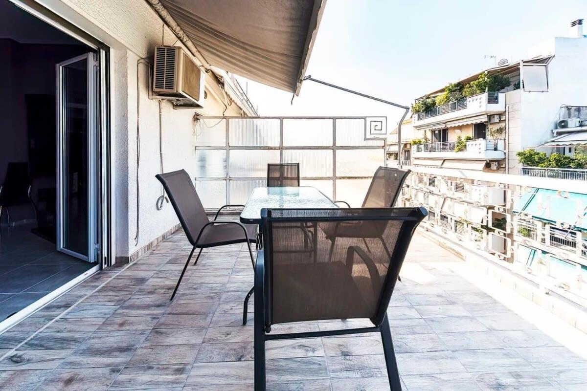 Topfloor Central Apt With Urban Views,3' To Metro เอเธนส์ ภายนอก รูปภาพ